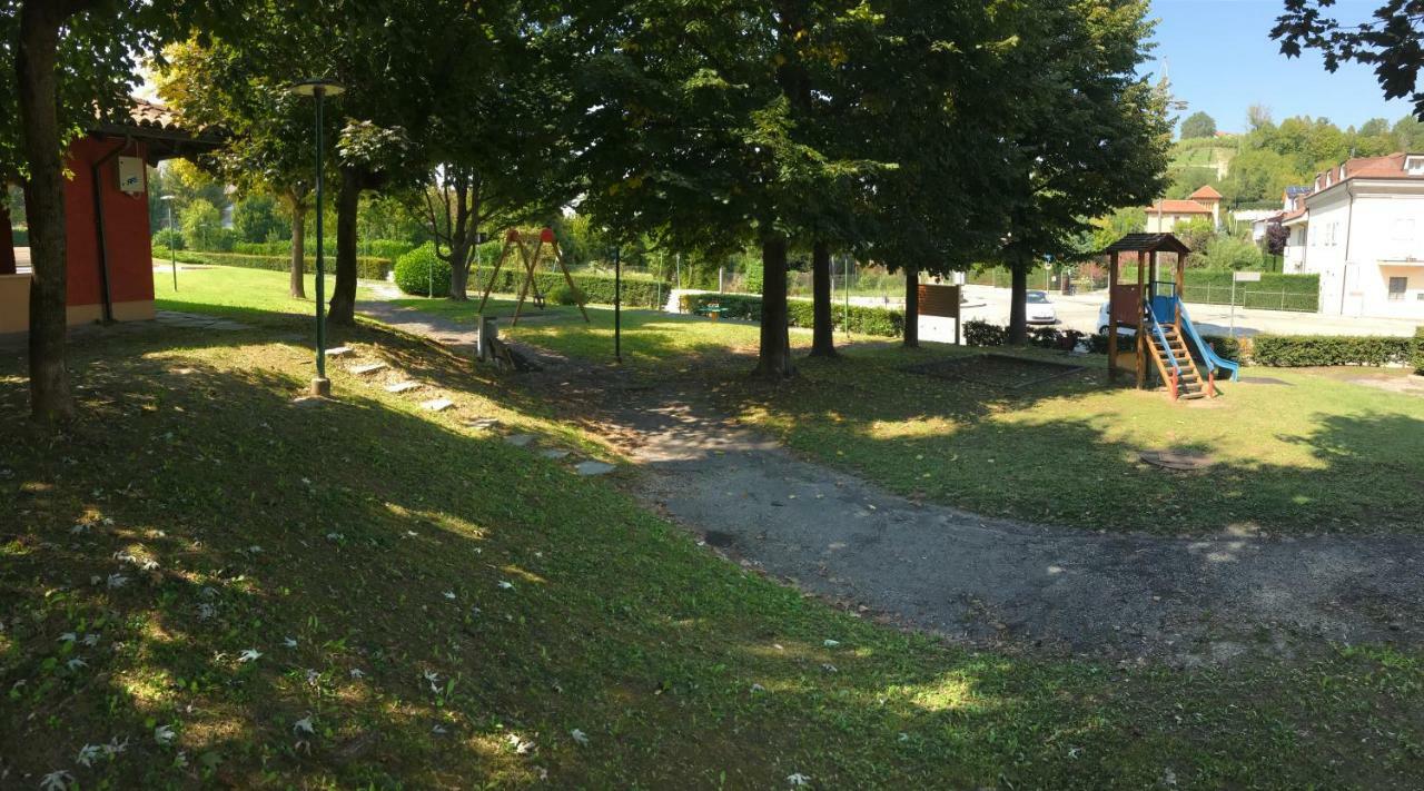 Residenza La Vedetta Apartment Alba  Bagian luar foto