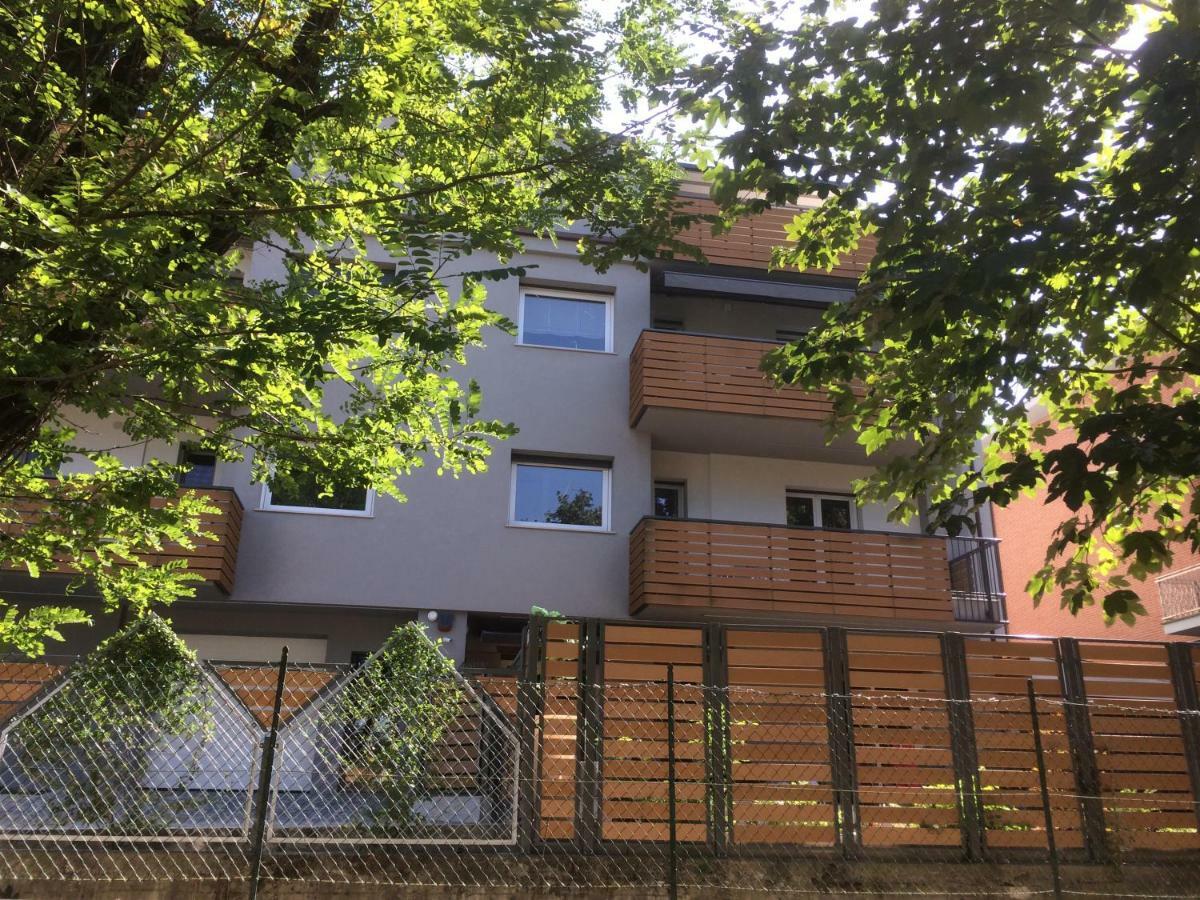Residenza La Vedetta Apartment Alba  Bagian luar foto