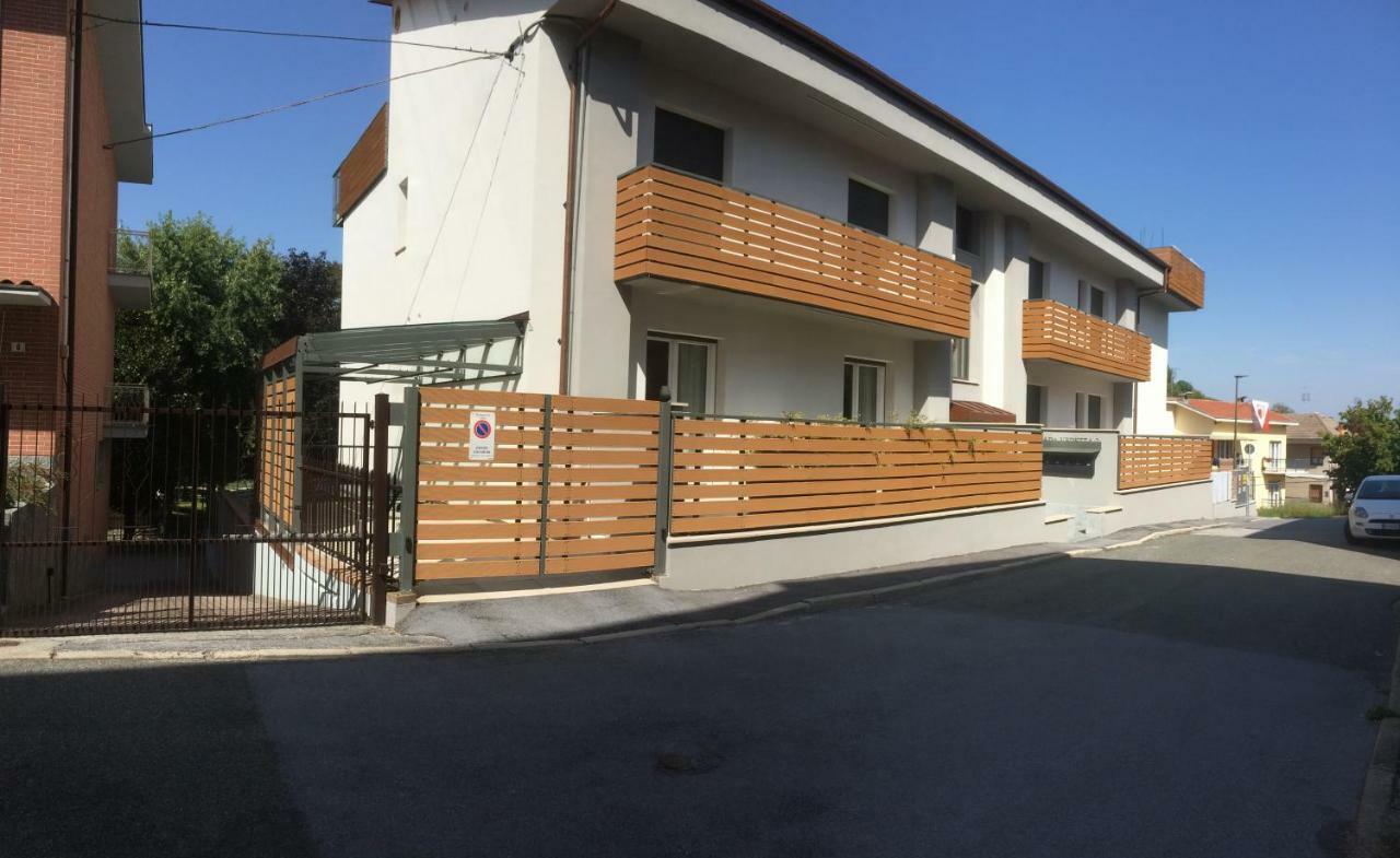 Residenza La Vedetta Apartment Alba  Bagian luar foto