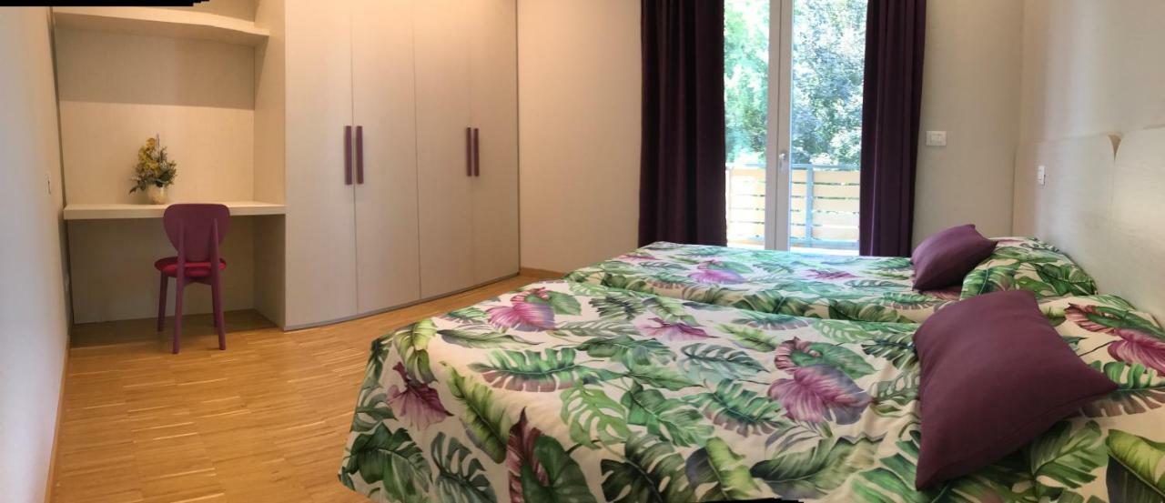 Residenza La Vedetta Apartment Alba  Bagian luar foto