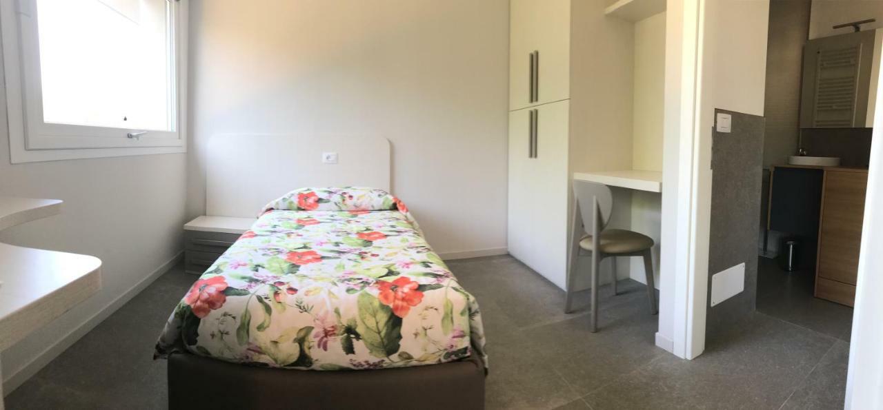 Residenza La Vedetta Apartment Alba  Bagian luar foto